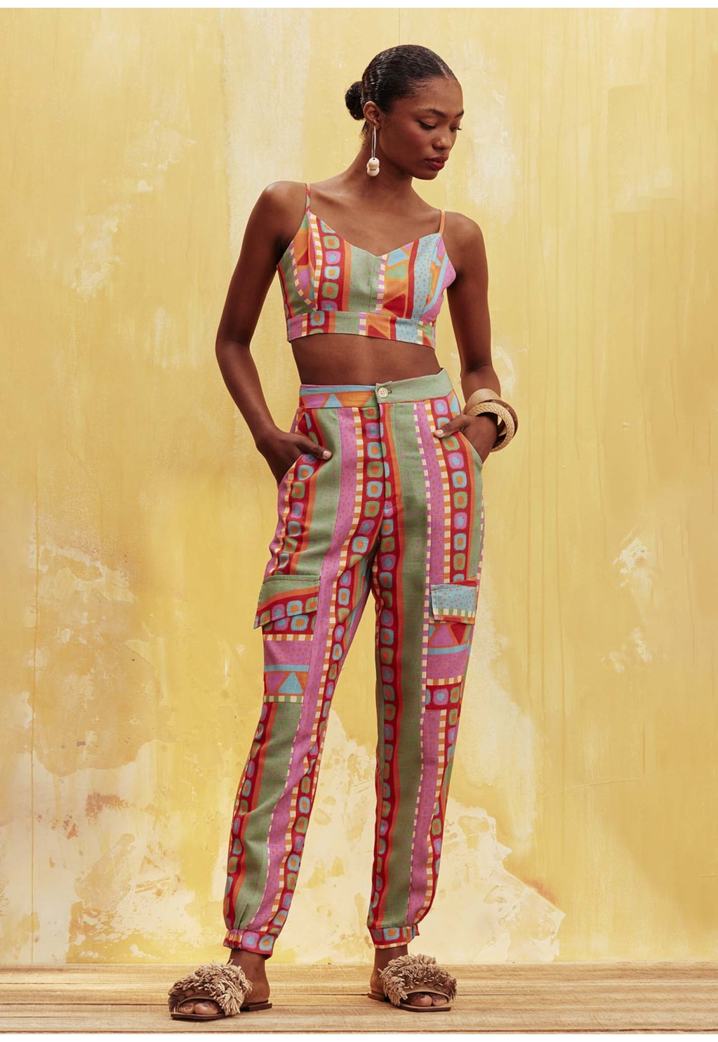 Calça Boxer Detalhe Bolso Estampada Cusco