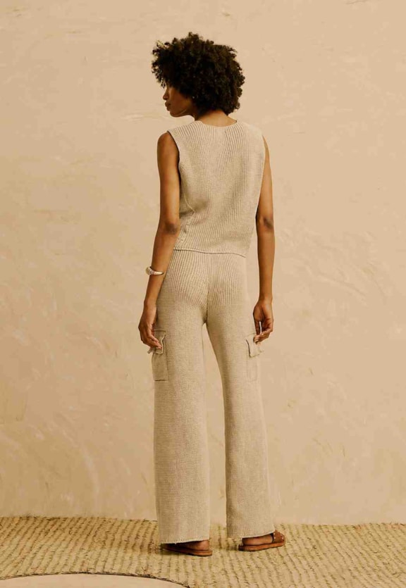Calça Cargo em Tricot Vista Traseira