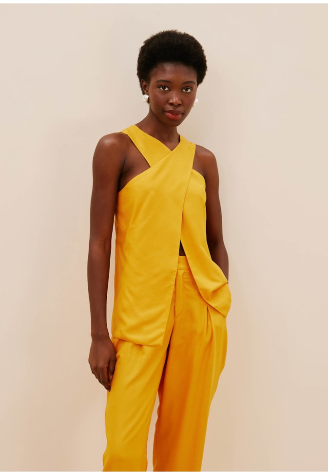 Calça Cenoura Bolso Frente