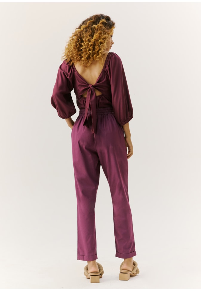 Calça Cenoura Botão