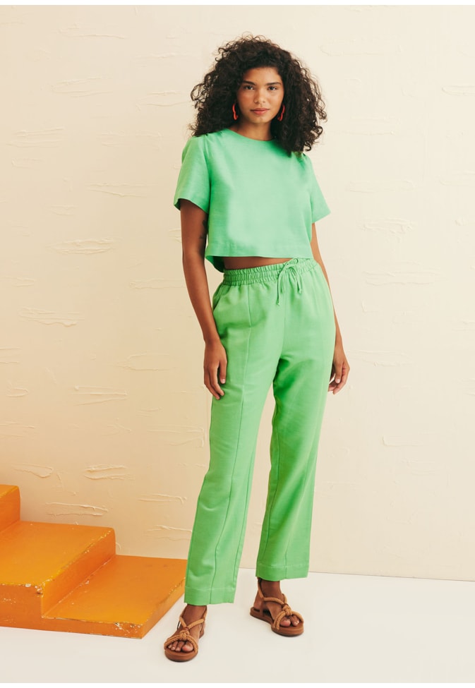 Calça Cenoura Com Recorte