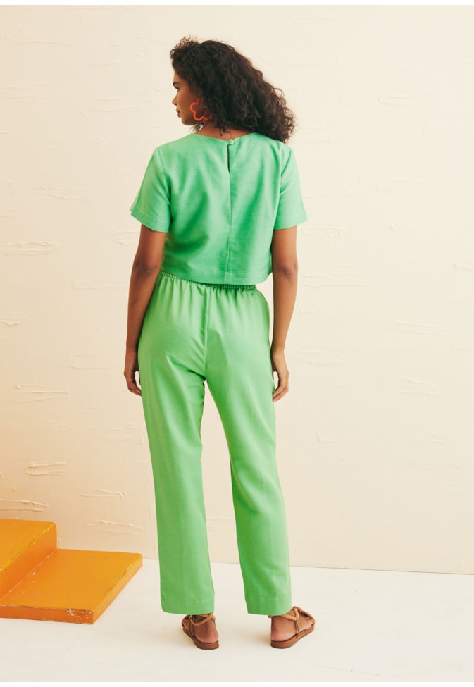 Calça Cenoura Com Recorte