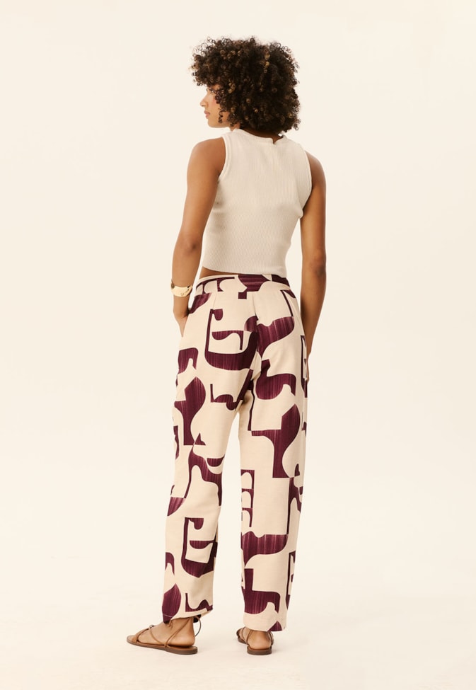 Calça Cenoura Estampada Puente Del Inca