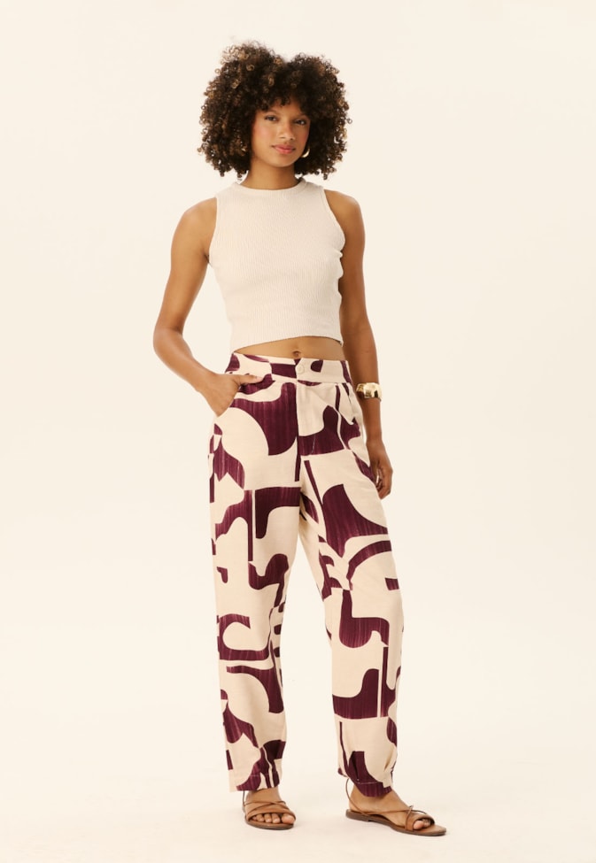 Calça Cenoura Estampada Puente Del Inca