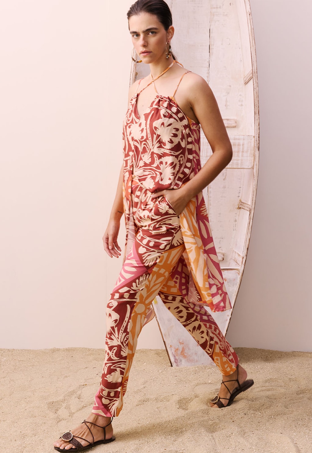 Calça Cenoura Estampada Tucupi