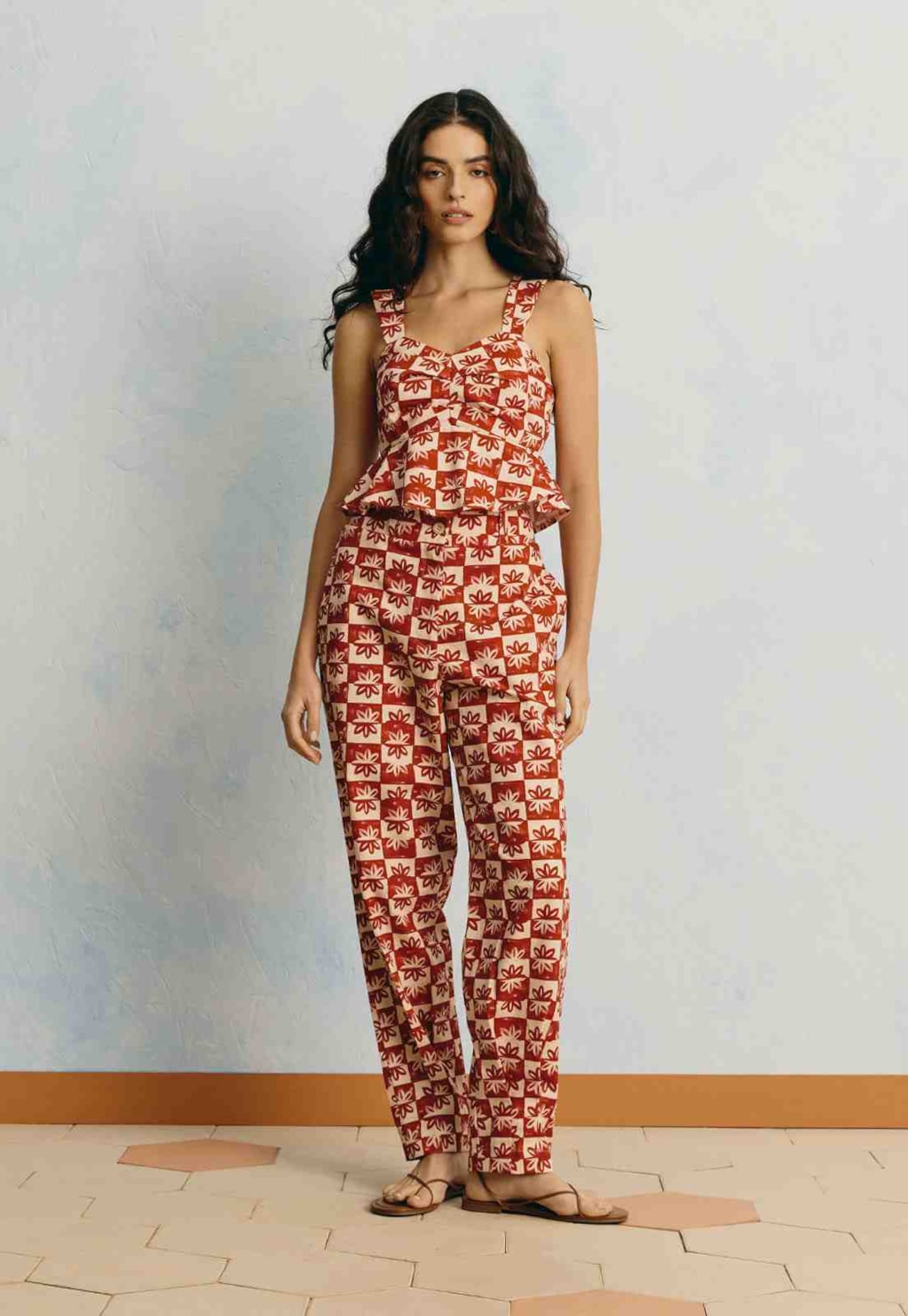 Calça Cenoura Estampada Vila Rubia