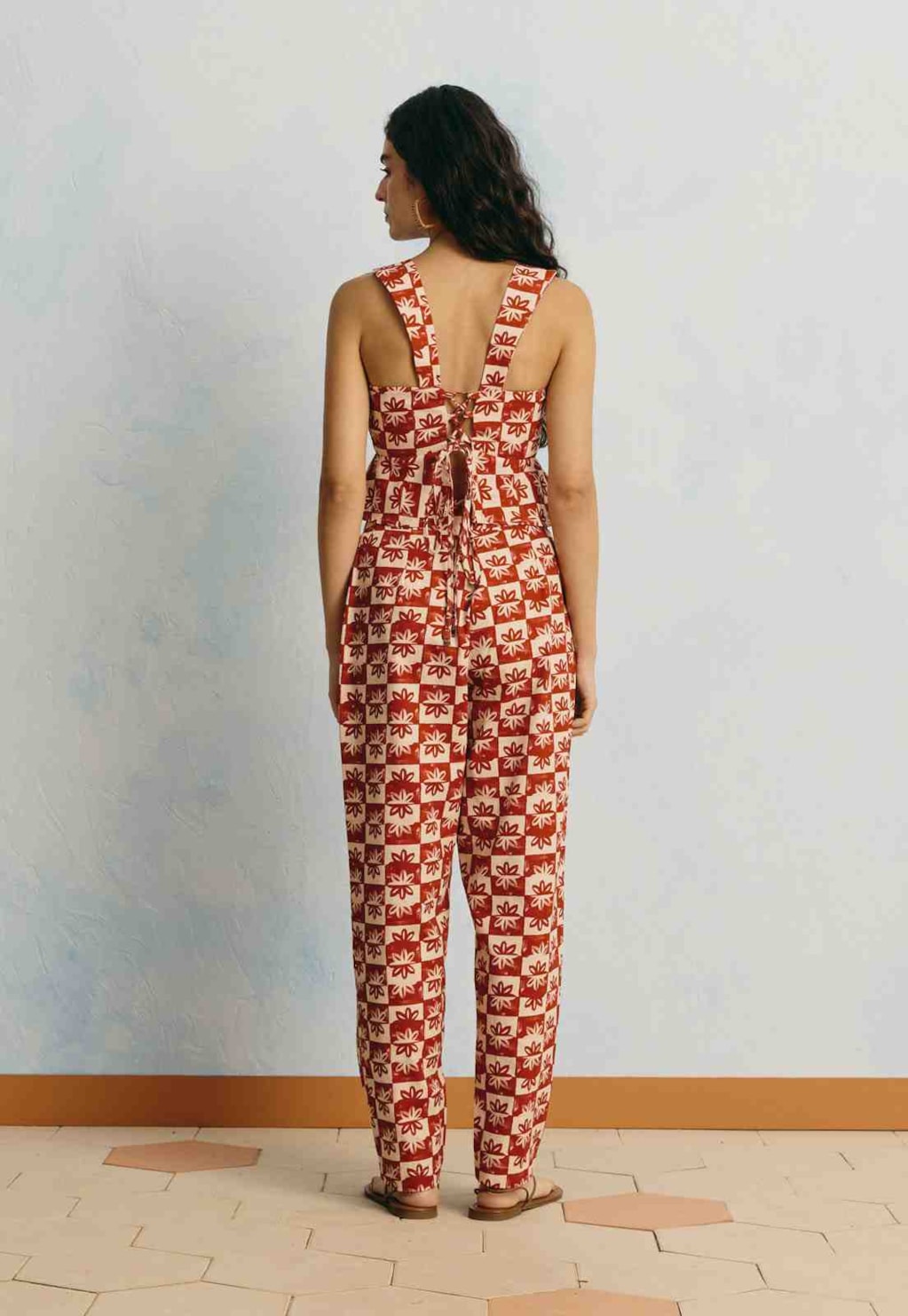 Calça Cenoura Estampada Vila Rubia