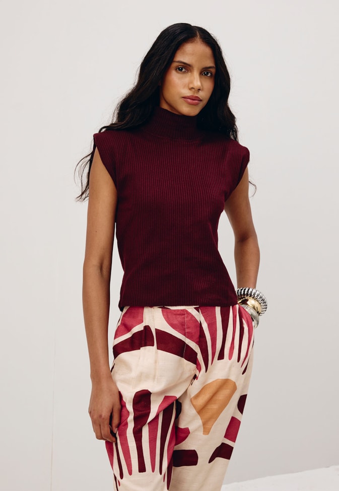 Calça Cenoura Martingale Estampada Lujan