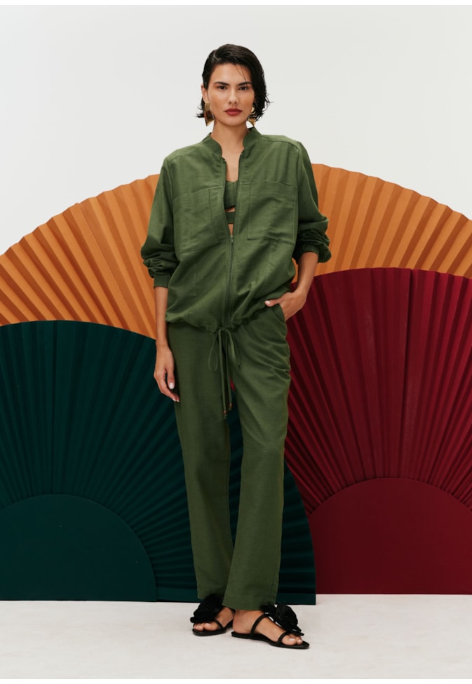 Calça Cenoura Pala Larga