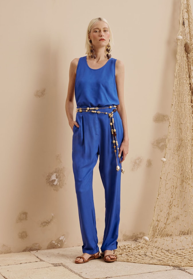 Calça Cenoura Pregas