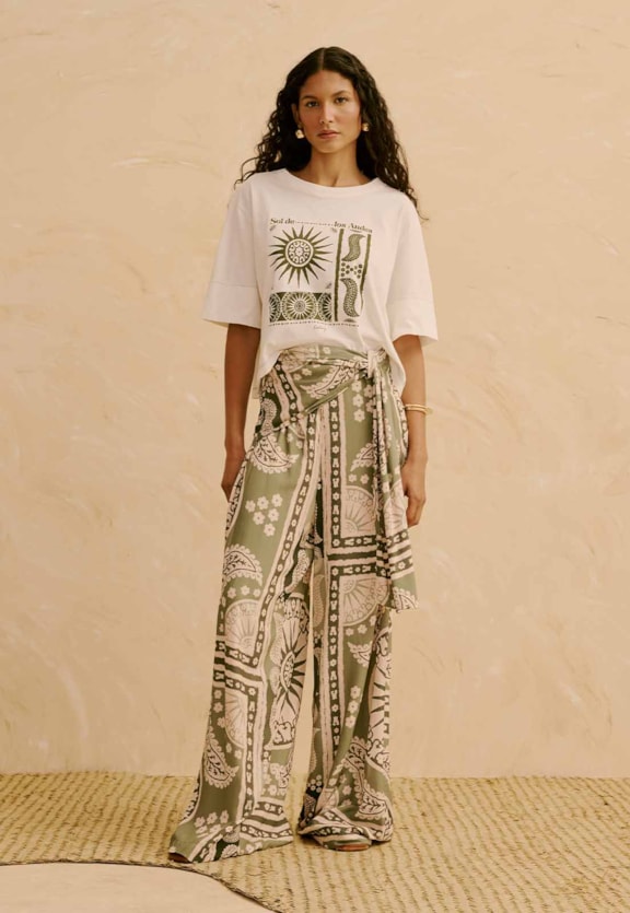 Calça Com Faixa Estampada Incaica Vista Frontal