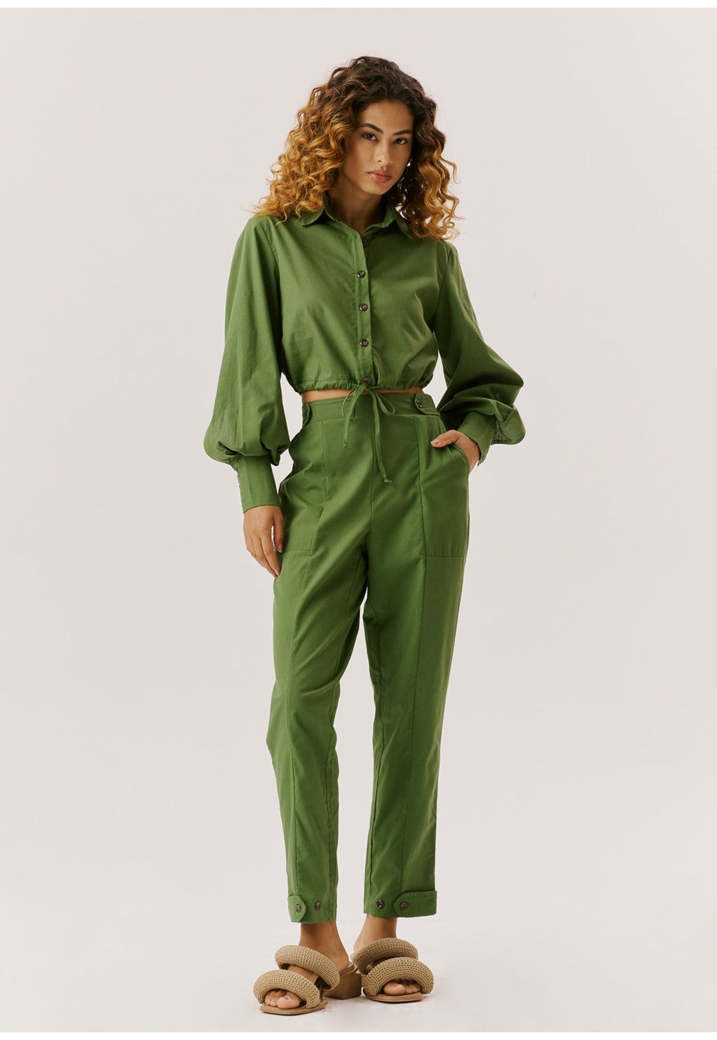 Calça Detalhe Aleta