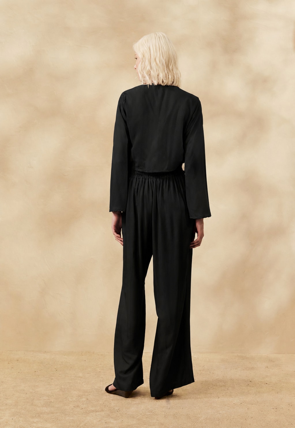 Calça Elástico Costas Lisa 