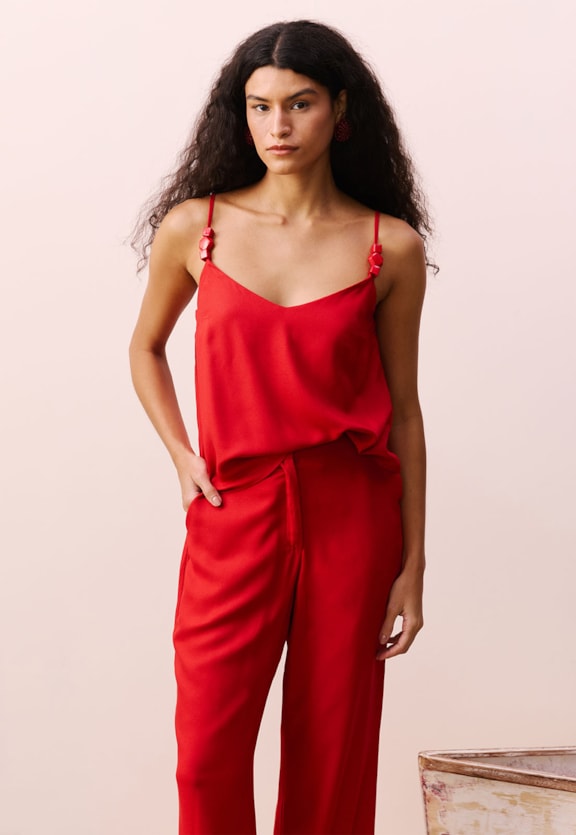 Calça Flare Alfaiataria Vista Traseira