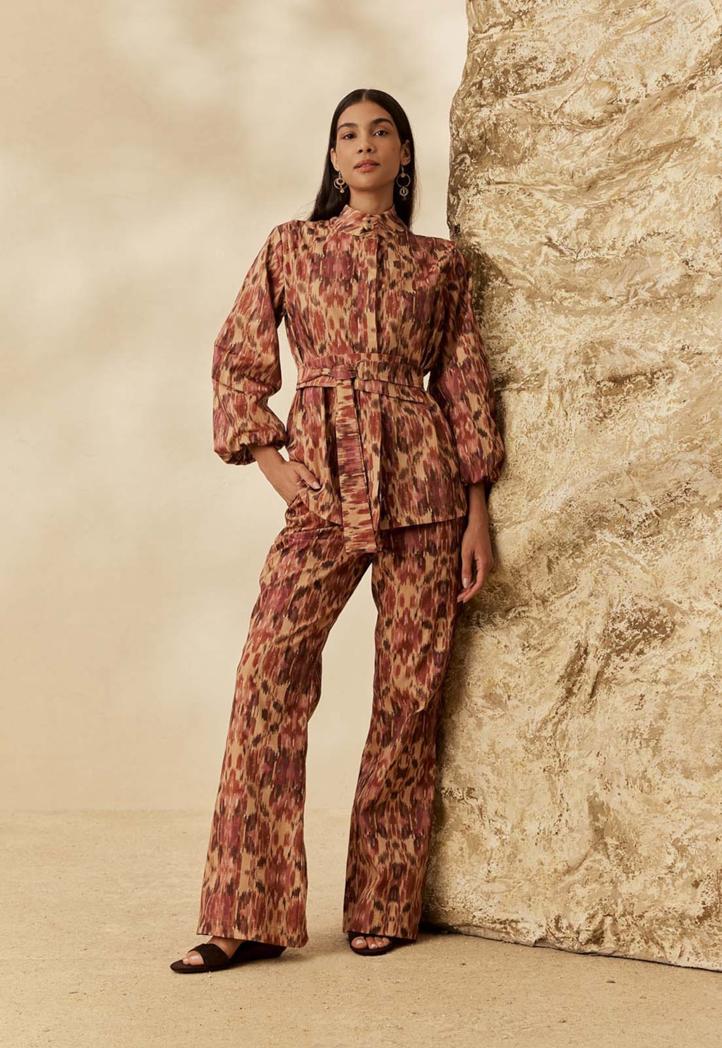 Calça Flare Estampada Niebla