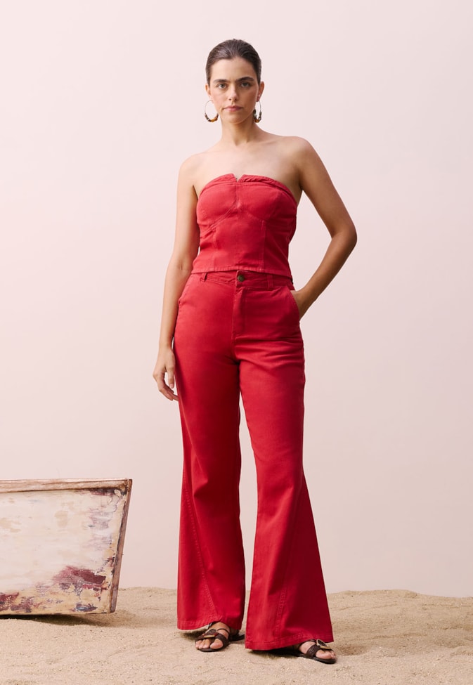 Calça Flare Sarja Lisa