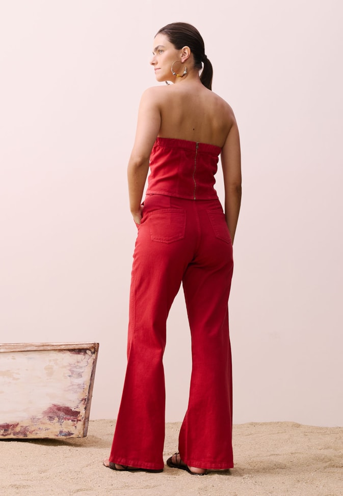 Calça Flare Sarja Lisa