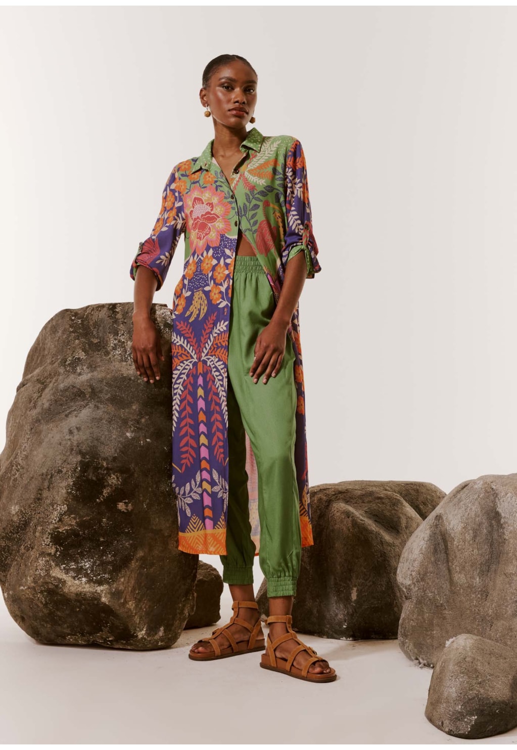 Calça Jogger Bolso Chapado Lisa