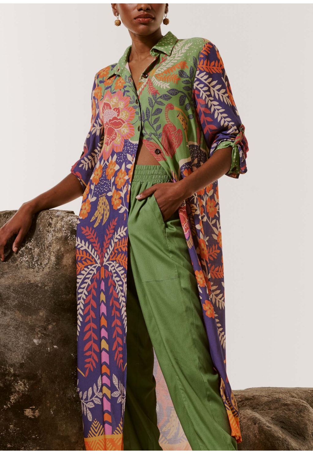 Calça Jogger Bolso Chapado Lisa