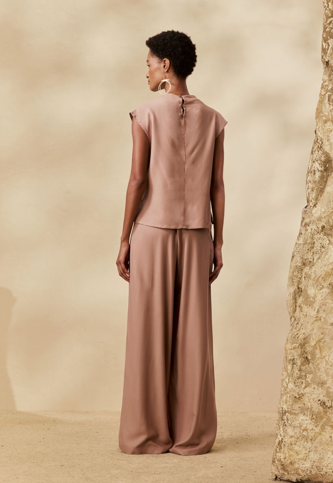 Calça Pantalona Ampla Lisa 