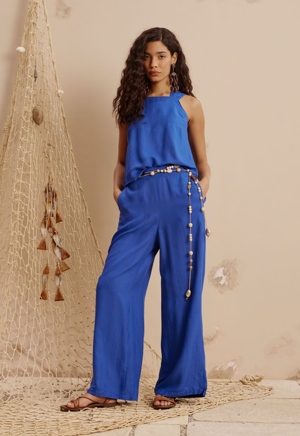 Calça Pantalona Bolso Elástico Costas