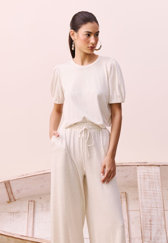 Calça Pantalona Cintura Alta Vista Traseira