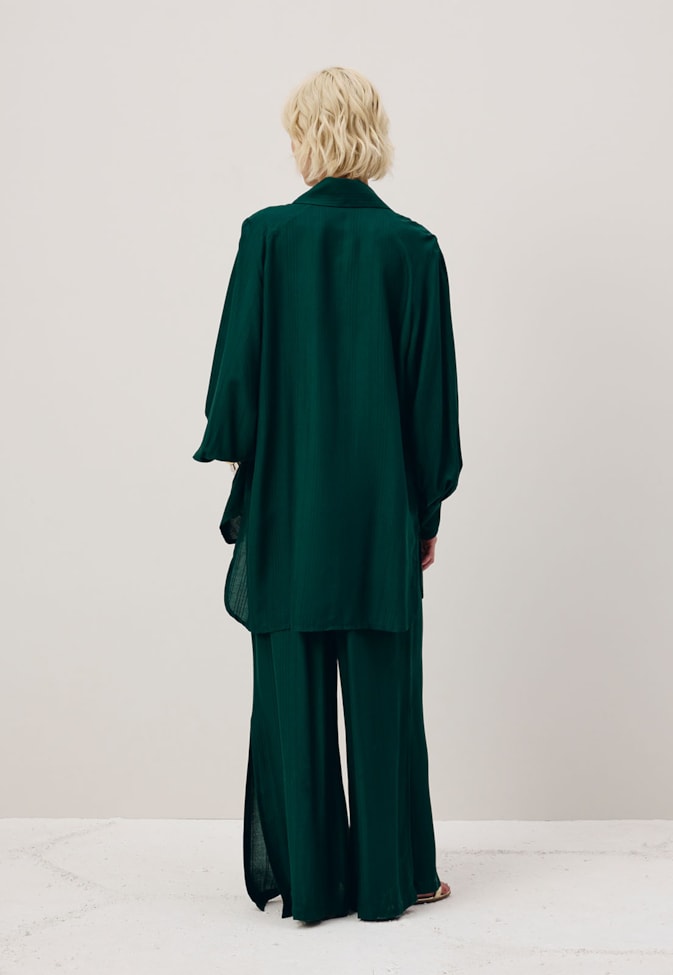 Calça Pantalona com Fenda e Elástico