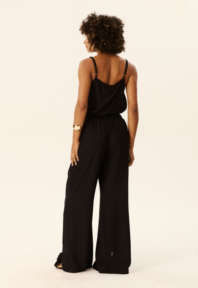 Calça Pantalona Com Fendas