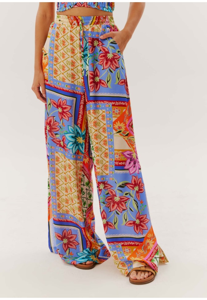 Calça Pantalona com Fendas Estampada Maya