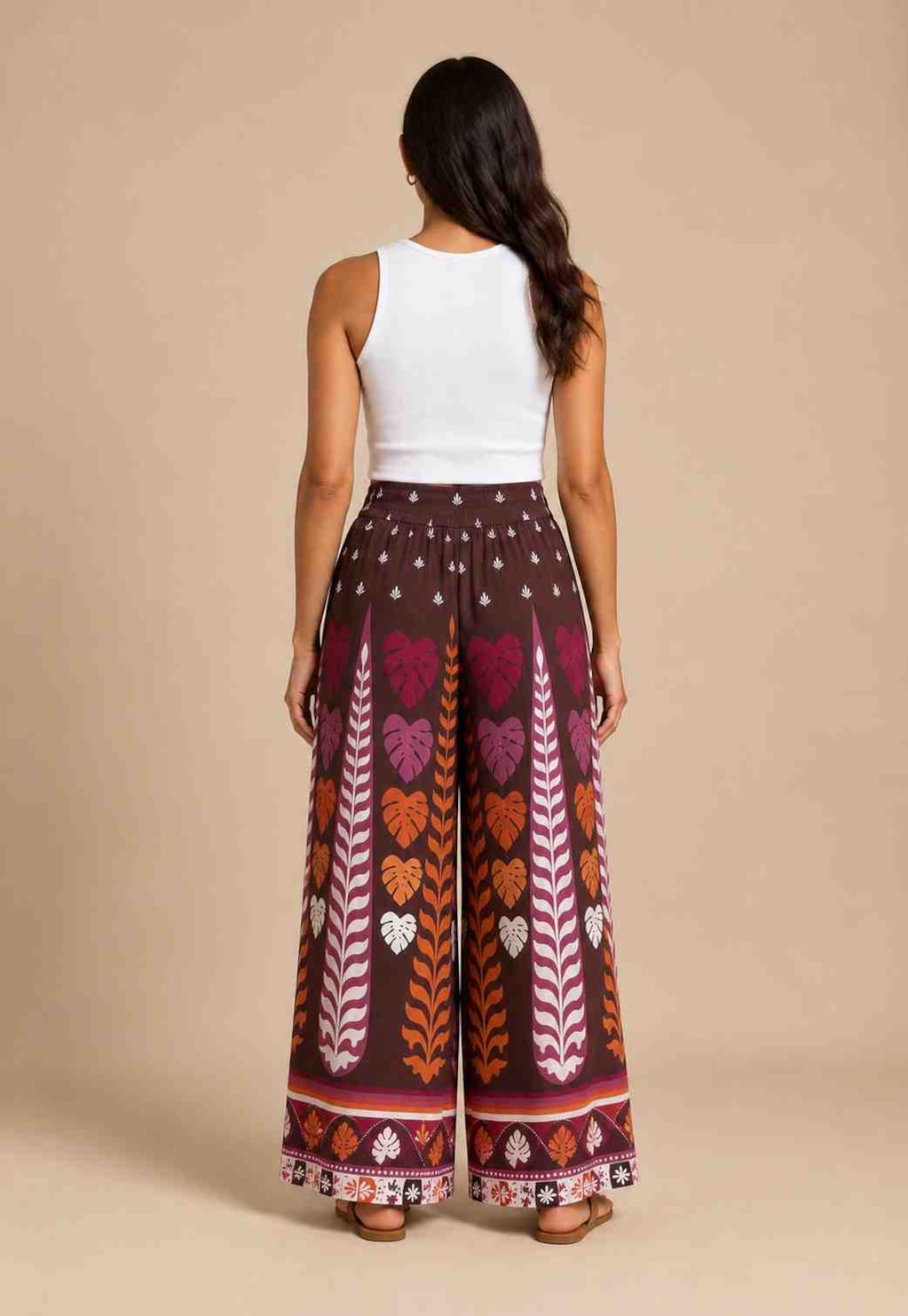Calça Pantalona Com Pala Estampada