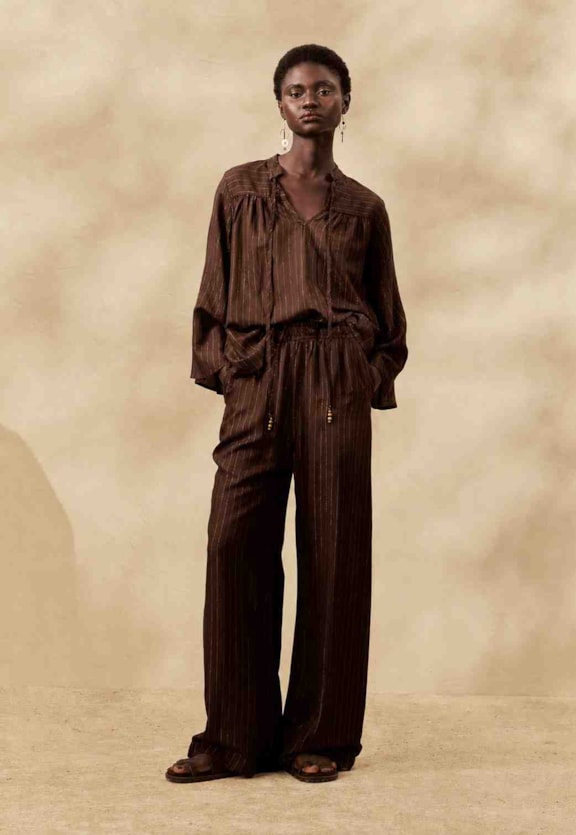 Calça Pantalona Cós Elastico Vista Traseira