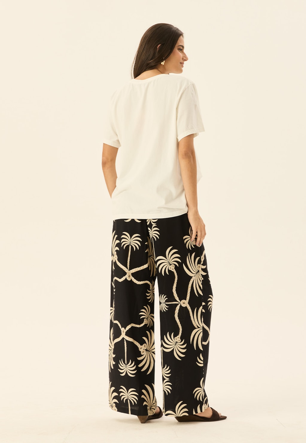 Calça Pantalona Cós Elástico Costas Estampada Carnaúba