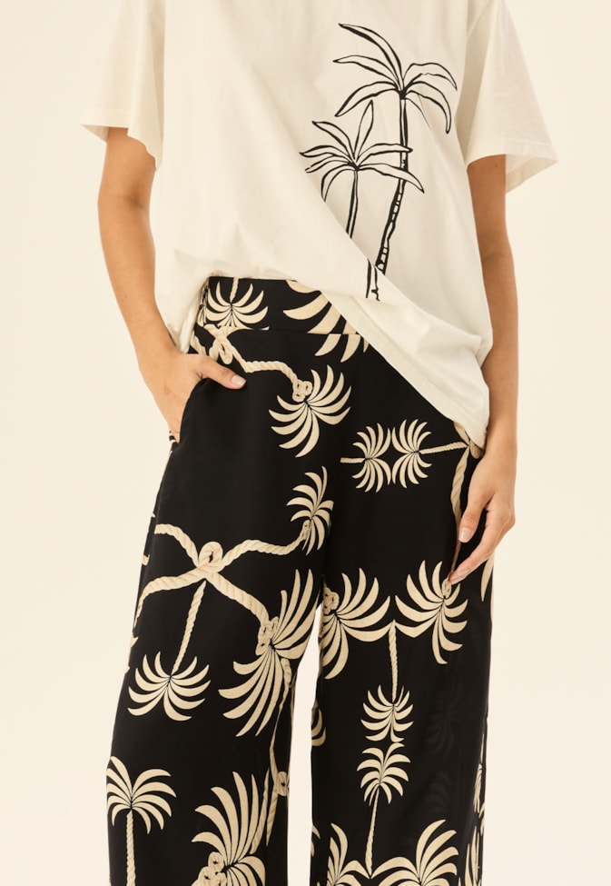 Calça Pantalona Cós Elástico Costas Estampada Carnaúba