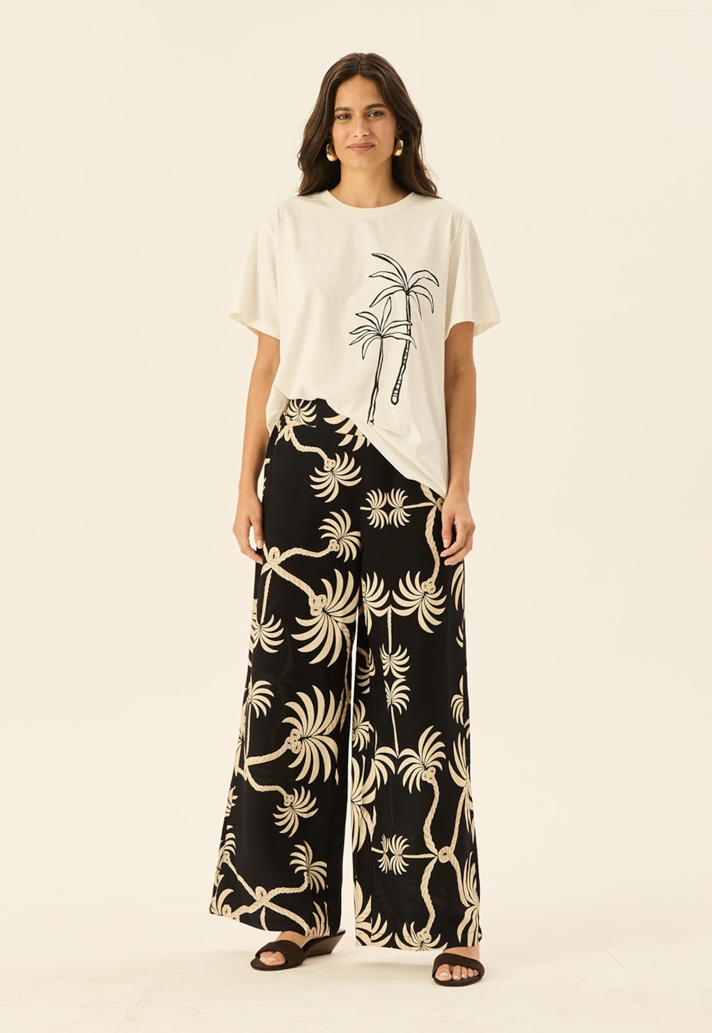 Calça Pantalona Cós Elástico Costas Estampada Carnaúba