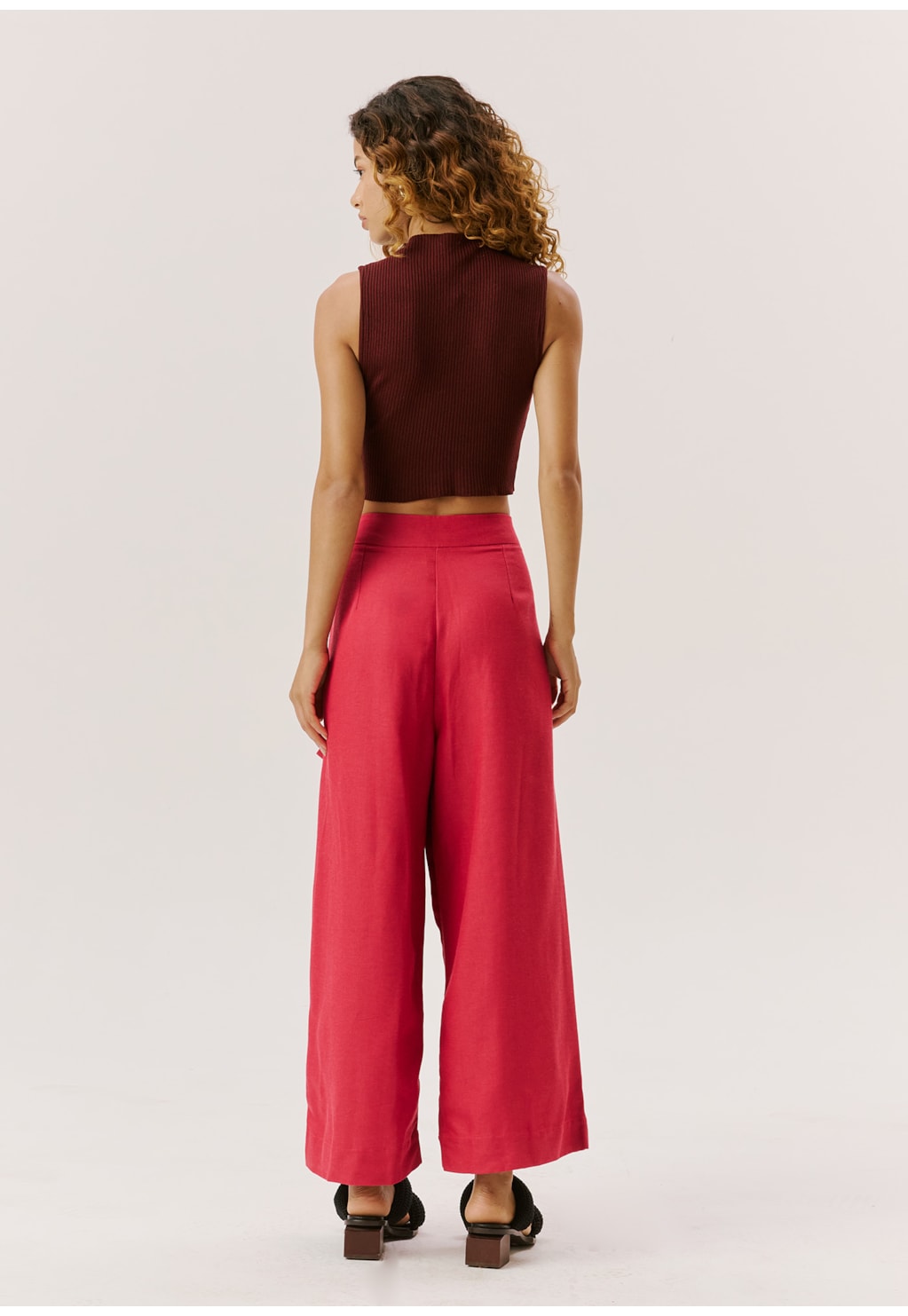 Calça Pantalona Cropped