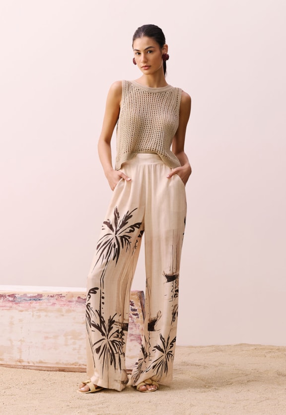 Calça Pantalona Elástico Costas Vista Frontal