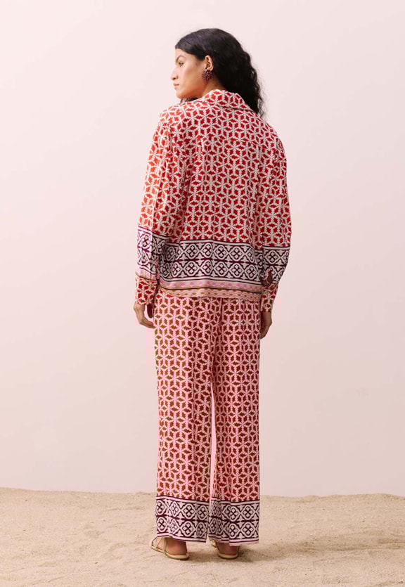 Calça Pantalona Estampada Belterra Vista Traseira