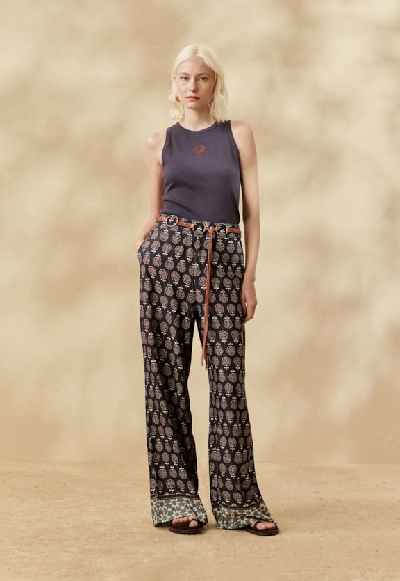 Calça Pantalona Estampada Cielo Inca Vista Frontal