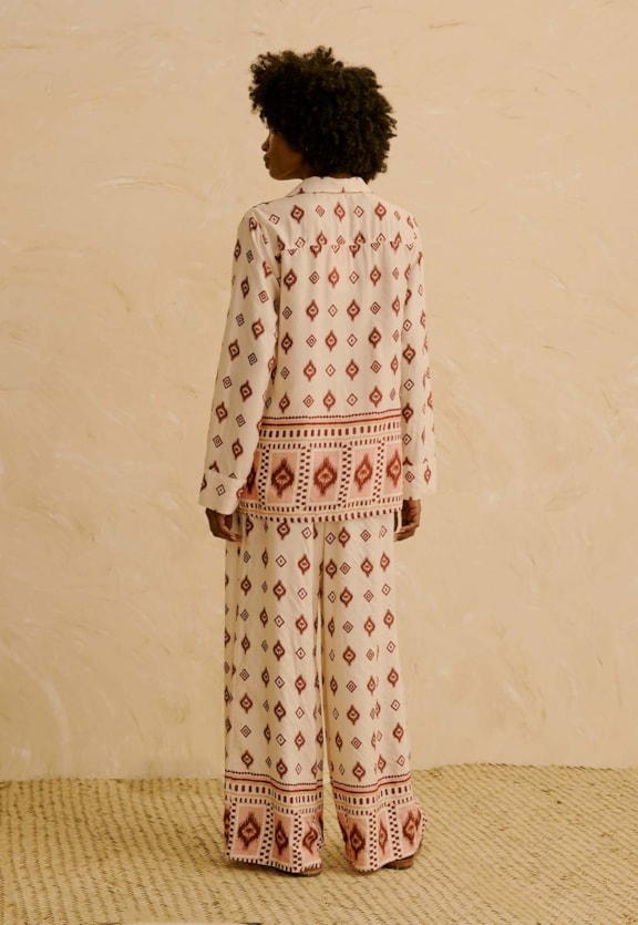 Calça Pantalona Estampada Coité Vista Traseira