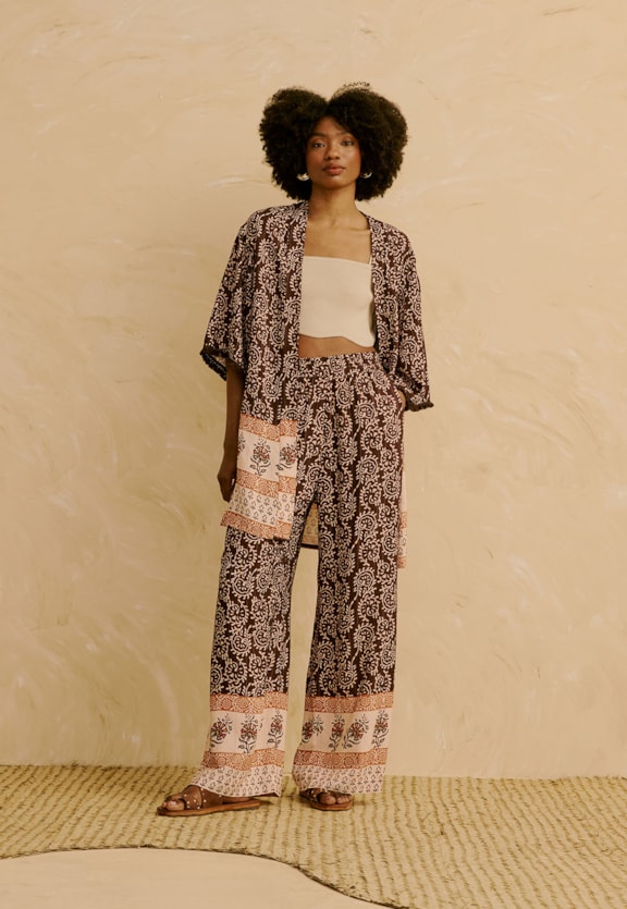 Calça Pantalona Estampada Kala Vista Frontal