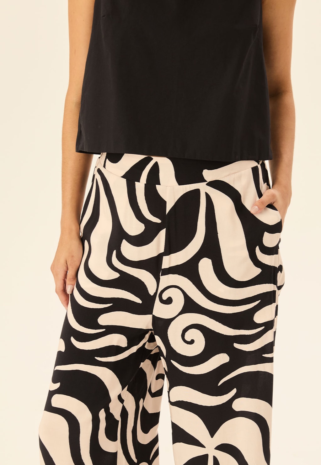 Calça Pantalona Estampada Pororoca