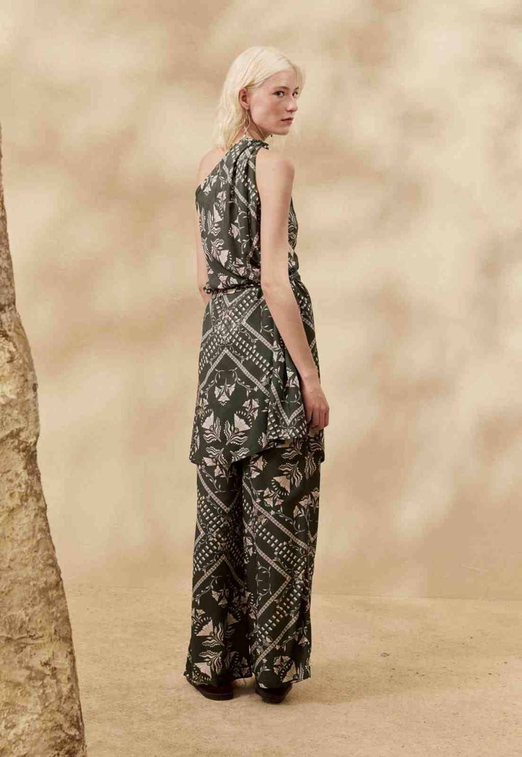 Calça Pantalona Estampada Wari