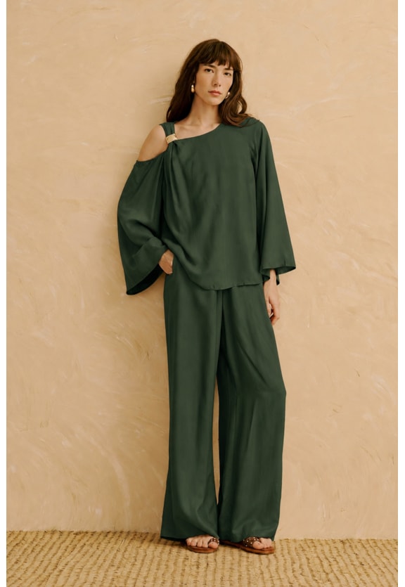 Calça Pantalona Lisa  Vista Frontal