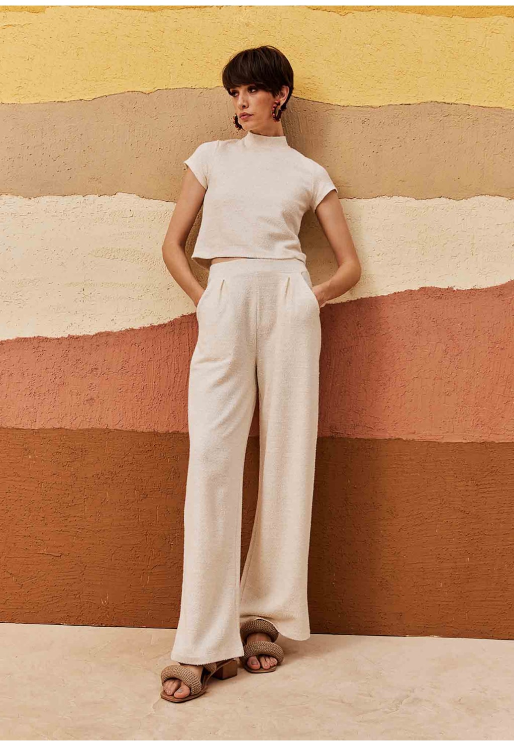 Calça Pantalona Pregas