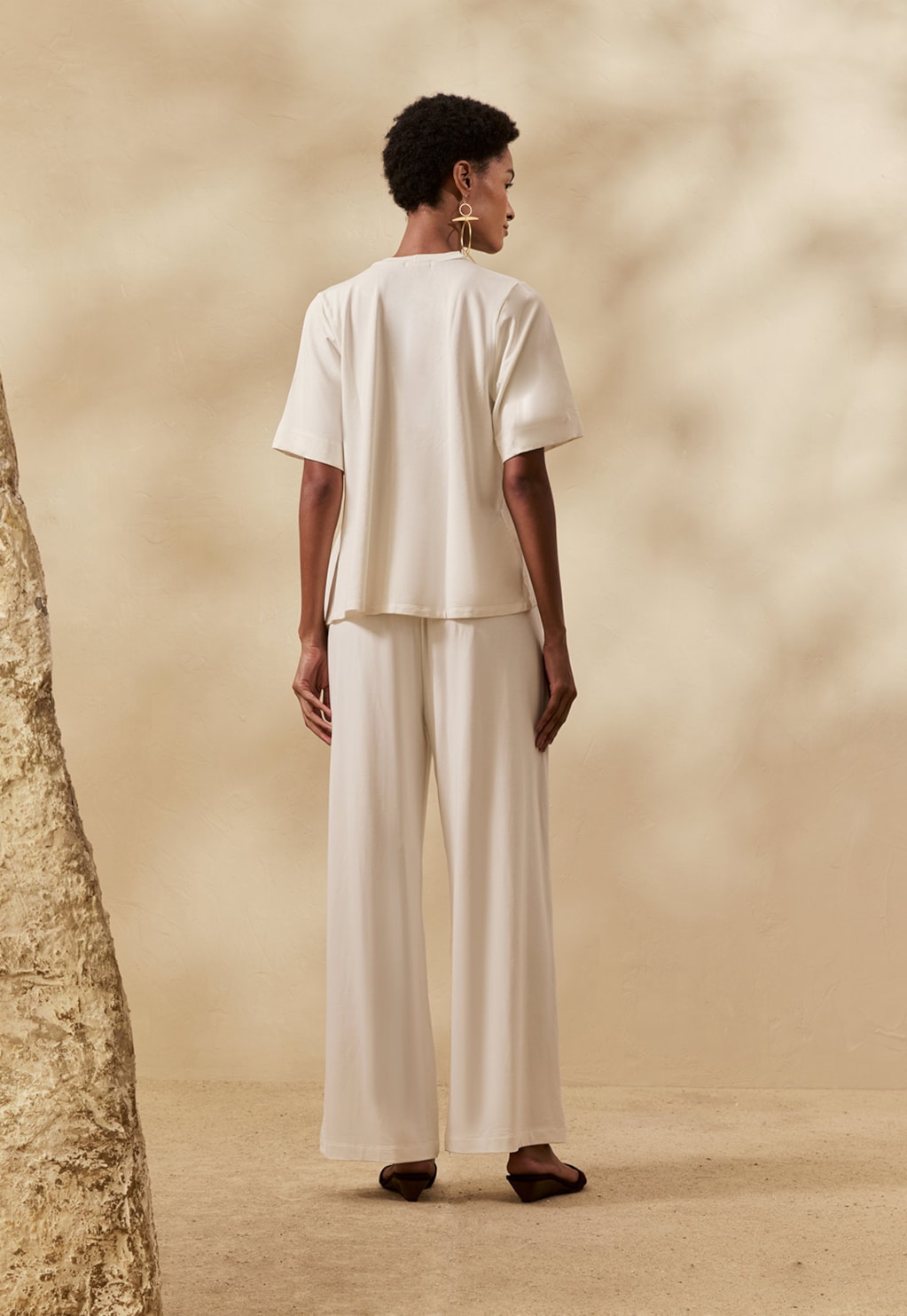 Calça Pantalona Pregas Lisa