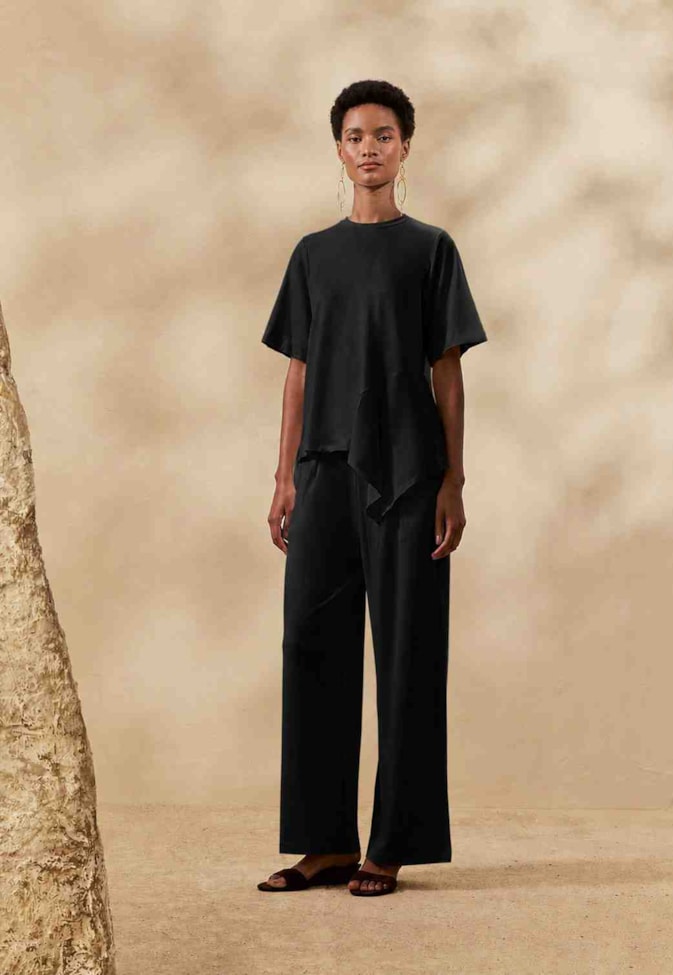 Calça Pantalona Pregas Lisa