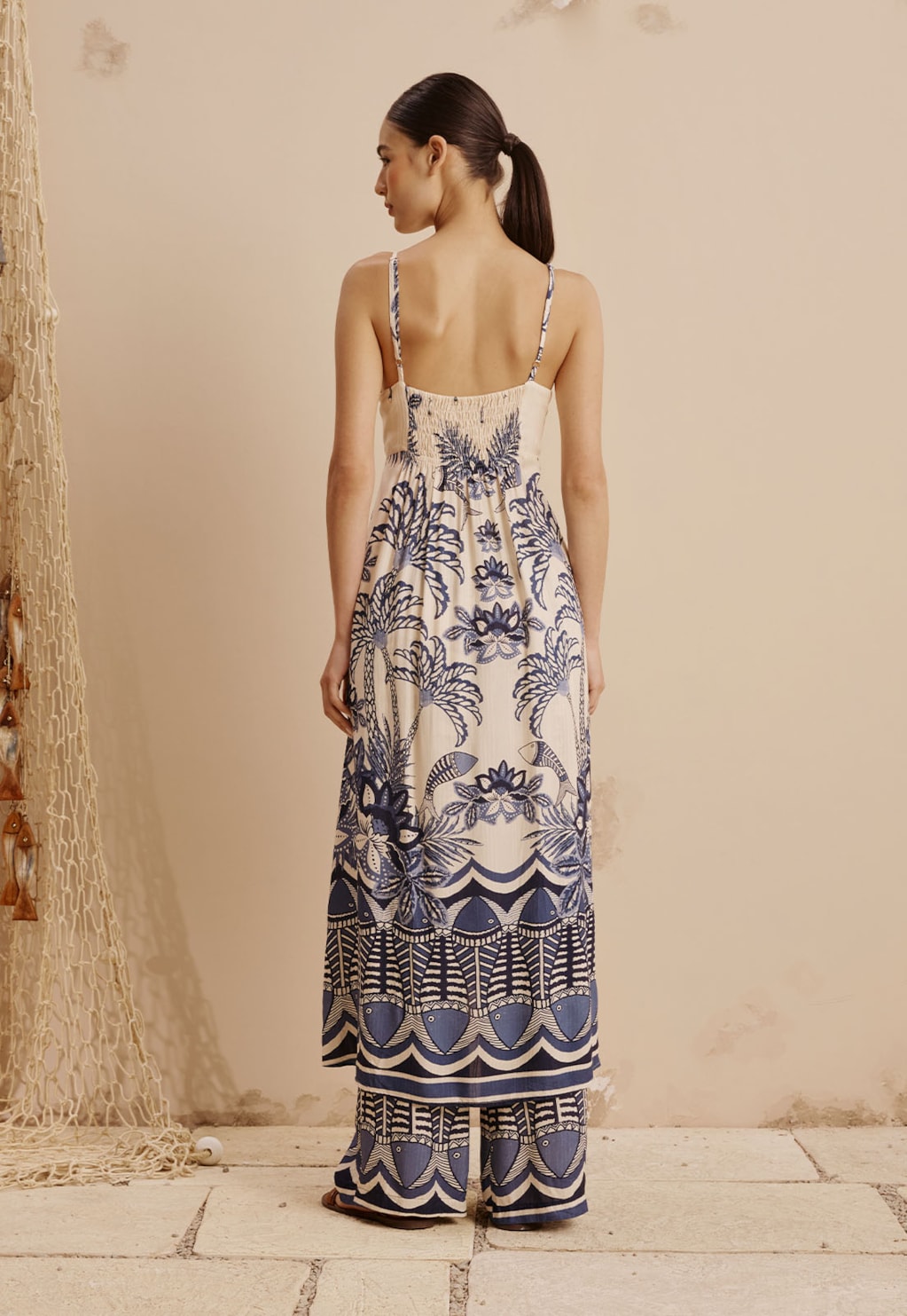 Calça Pantalona Regular Estampada Pedra dos Peixes