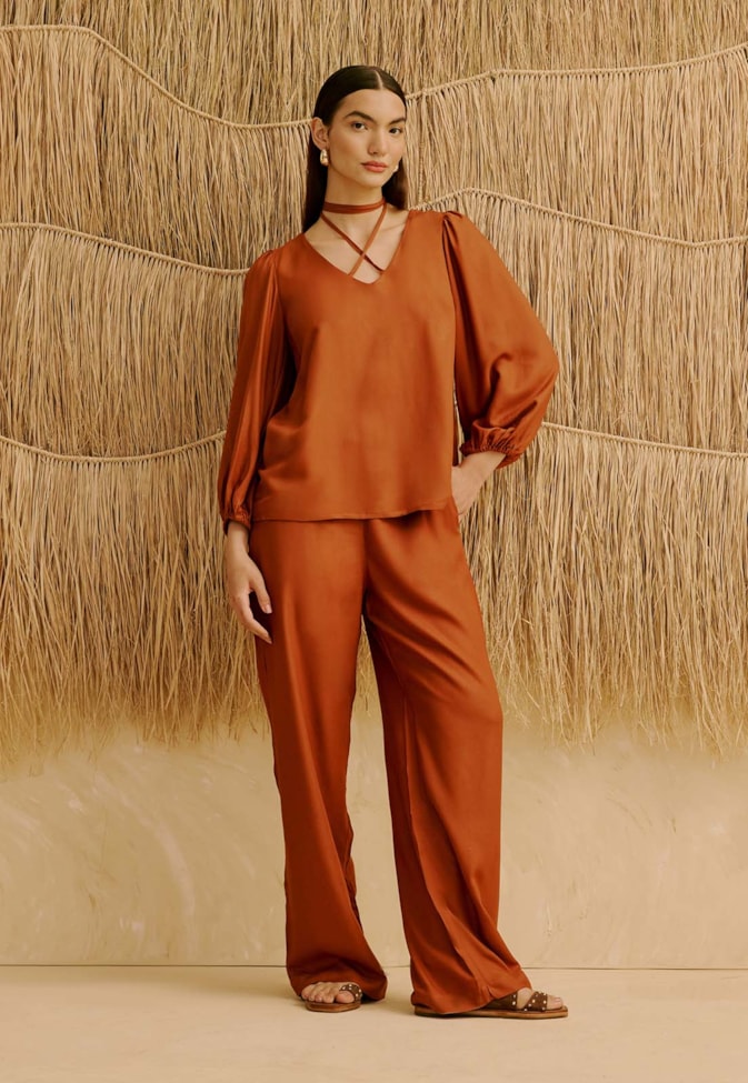 Calça Reta Cós Lisa