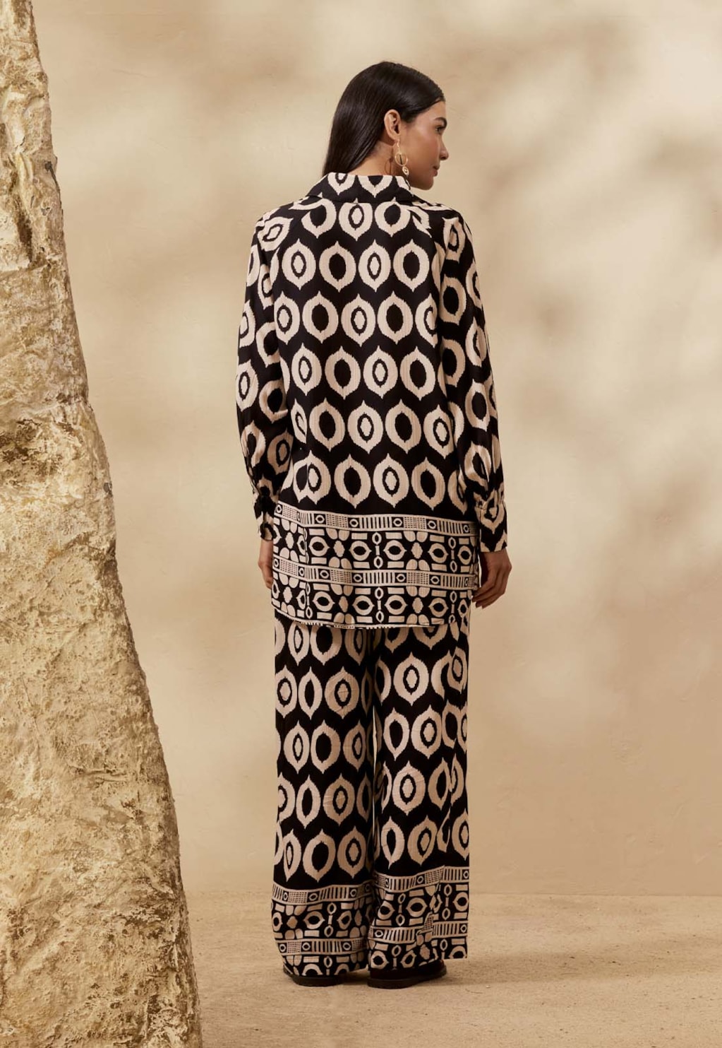 Calça Reta Estampada Cacau Peruano