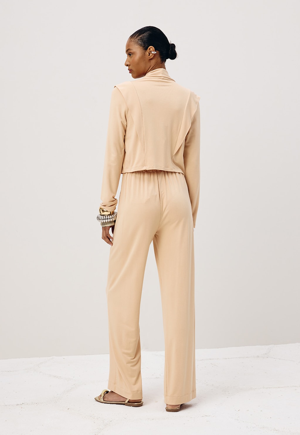 Calça Reta Recorte Bolso